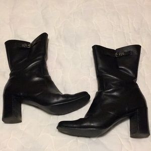 Steve Madden boots